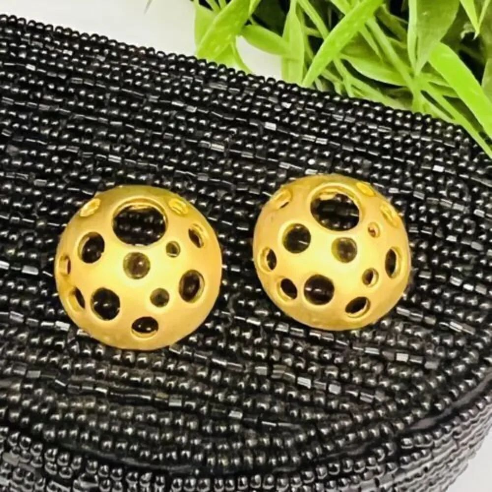 Vintage Round Art Deco Space Brushed Satin Gold Mod MCM Pierced Earrings 4345